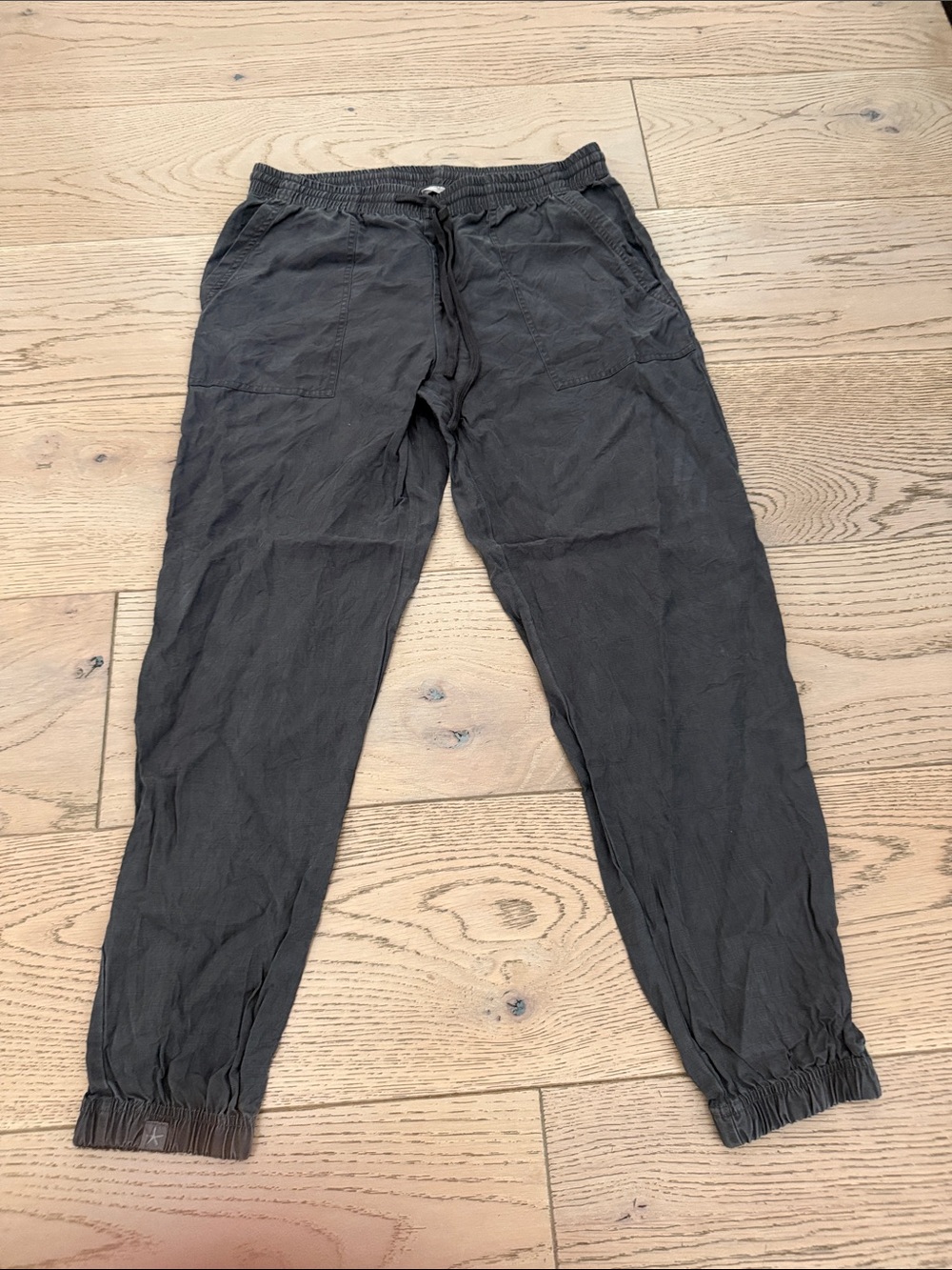Barefoot Dreams Malibu Black Elastic-Waist Jogger Pants Size Small